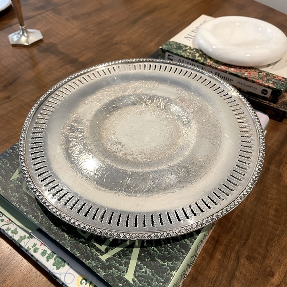 Vintage Silver Plated Round Serving platter - Picture 1 of 5